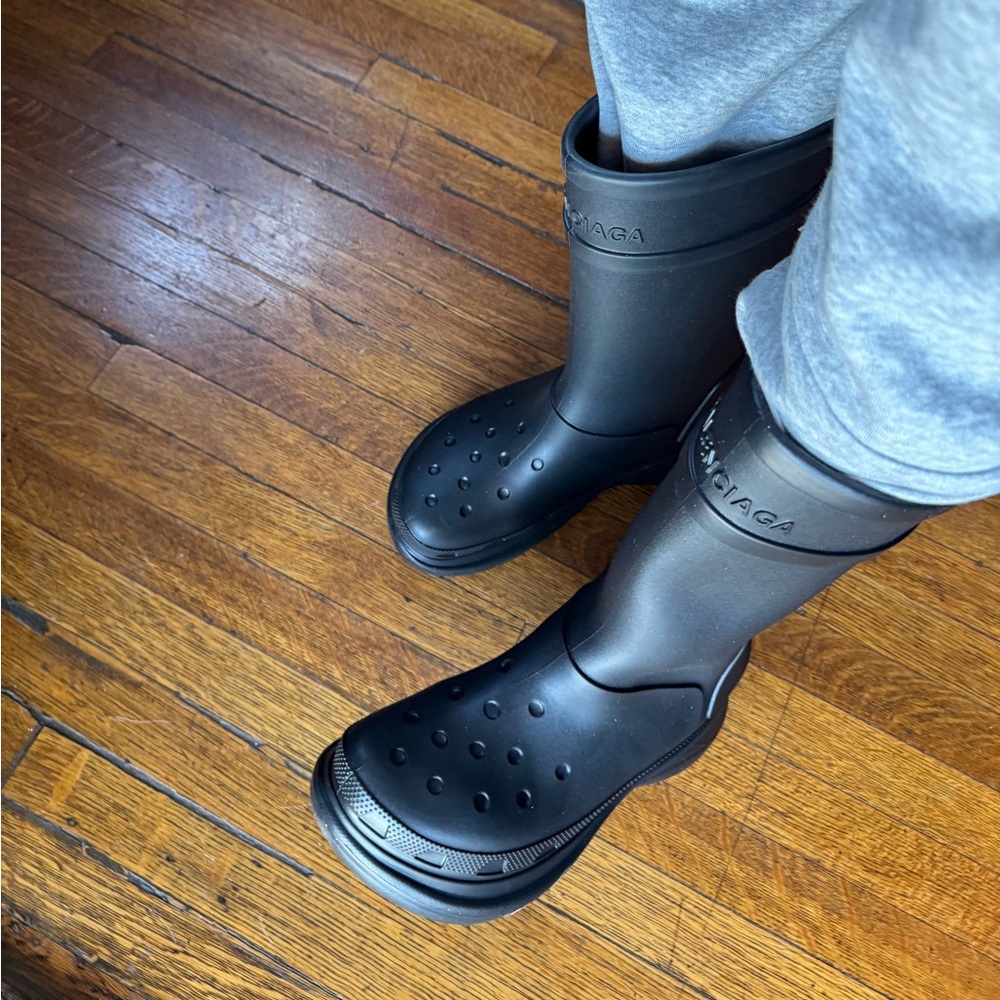 Balenciaga boots size 42 fits 9- 91/2 man